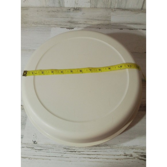 Tupperware Server Divided Dish Great For Parties Or Storage 2 Piece - Picture 16 of 16